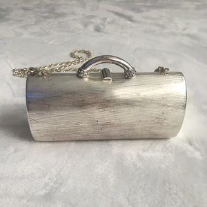 Rodo metal clutch